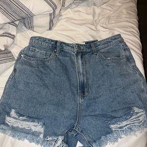 Grey Bandit Jean Shorts